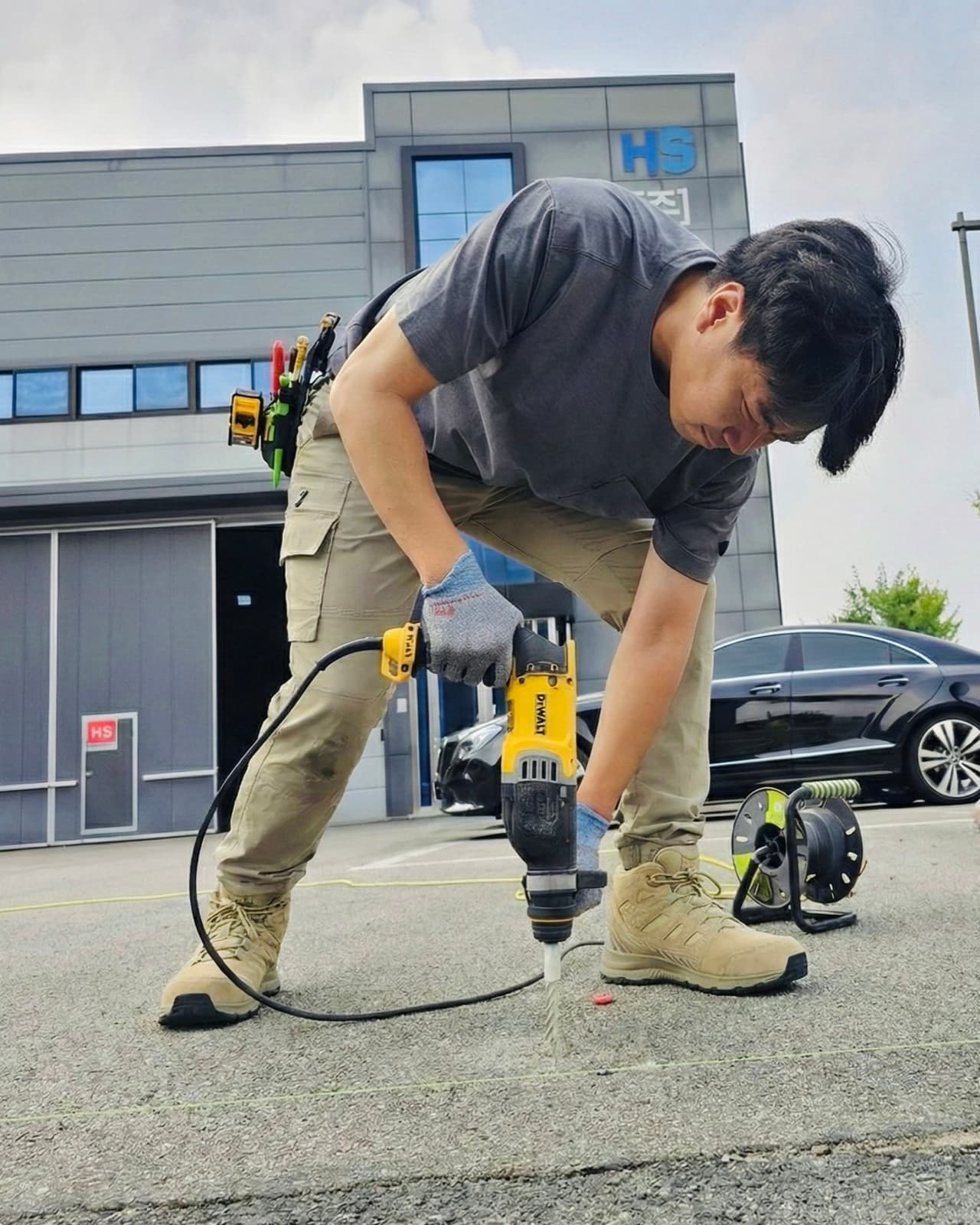 위캔픽스 대표 시공 작업 모습